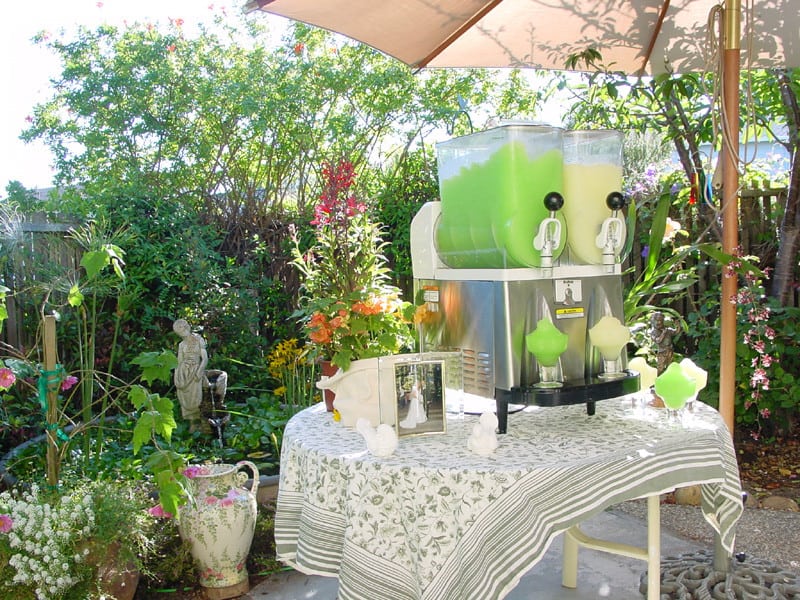 New Jersey Bride—margarita machine for beach wedding.