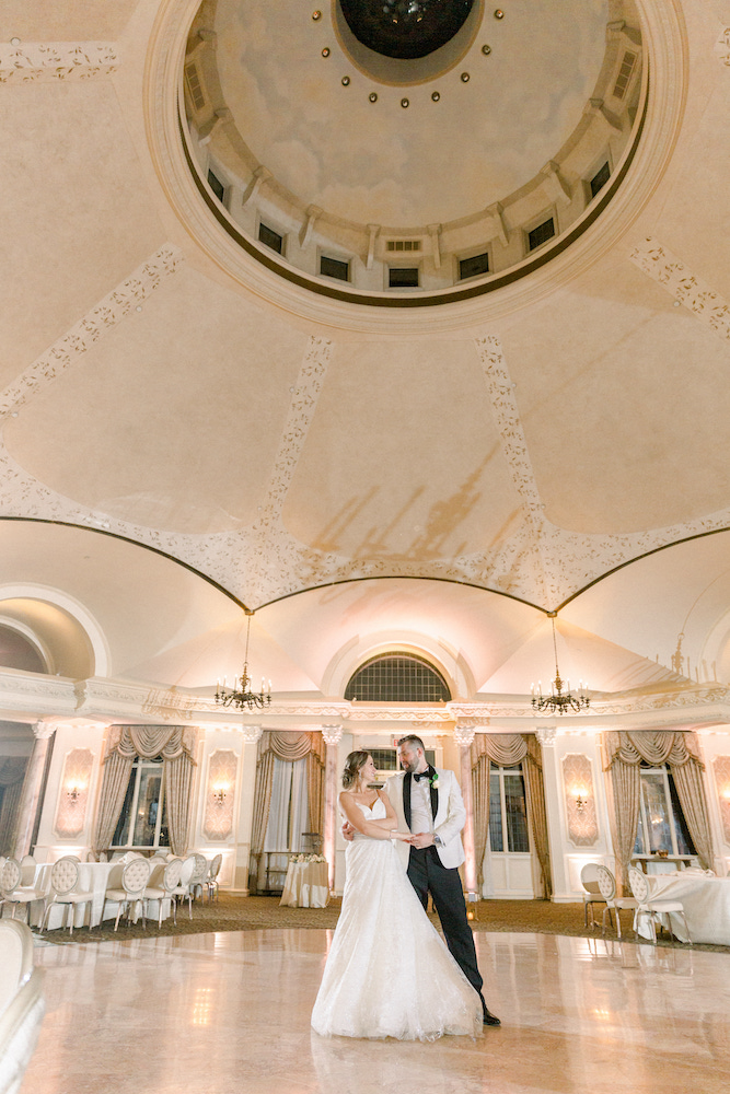 krysten-arthur-pleasantdale-chateau