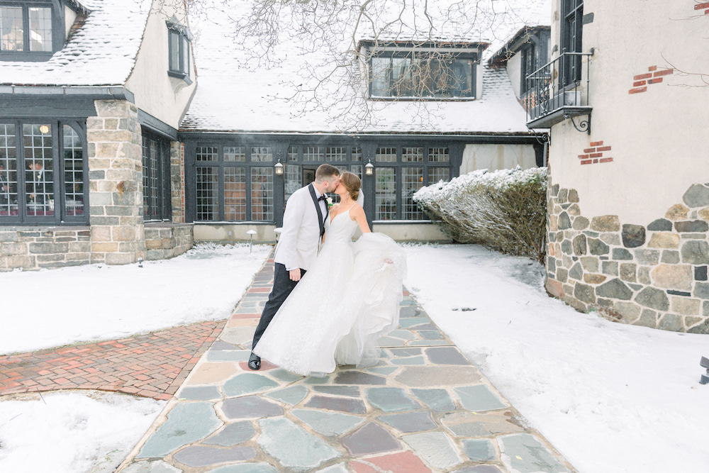 krysten-arthur-pleasantdale-chateau