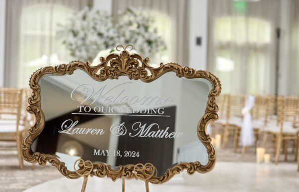 A Lovely Hotel Wedding With Family, Friends and Food at The Center