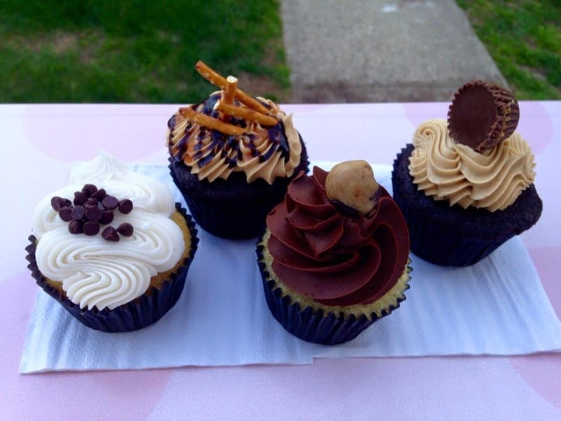 New Jersey Bride Polkadot Cupcake Shop Food Truck