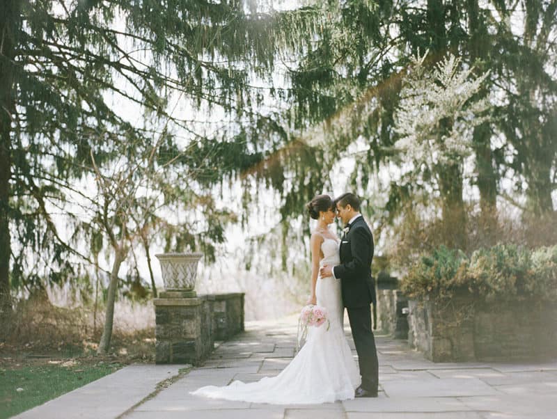 Skylands Manor is a wedding venue that is the perfect setting for a garden wedding in NJ.