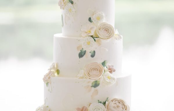 Spring Lake Provided a Beautiful—and Meaningful—Backdrop for This Wedding