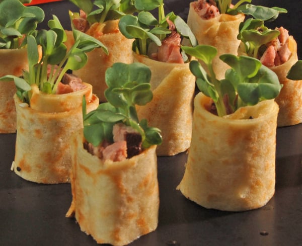 Ome_Caterers_duckroll - New Jersey Bride