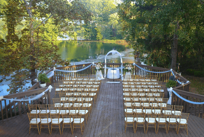 Buttonwood Manor is an affordable wedding venue in Matawan NJ.