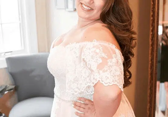 Curvy Bride Gallery 11