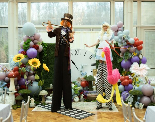 An 'Alice in Wonderland'-themed couples shower that spared no detail.