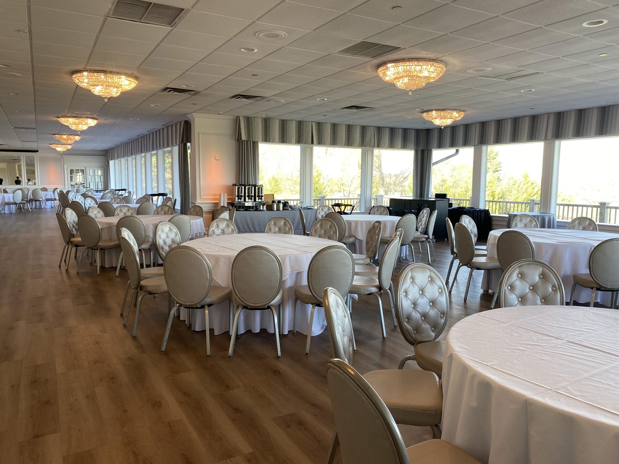 Inside the Basking Ridge Country Club reception room
