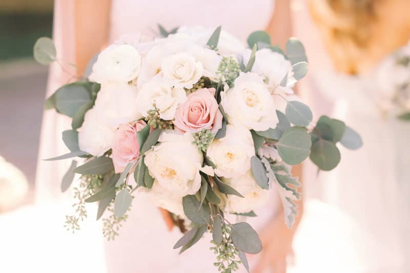 Rose bouquet at Jasna Polana wedding.