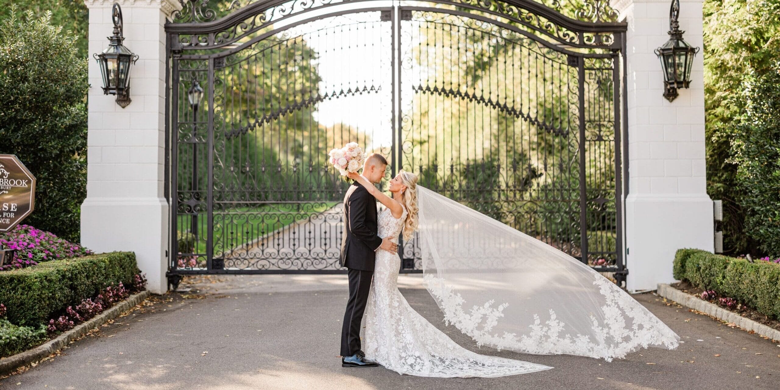 An elegant wedding at Shadowbrook at Shrewsbury.