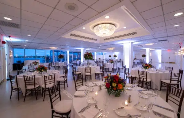 The Oyster Point Hotel Gallery 9