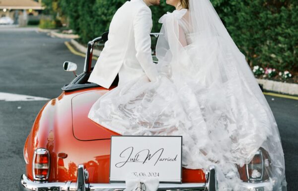 A Floral Fairytale in a Greenhouse-Like Venue