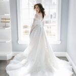 Delicate Touches of Greenery Created an Ethereal Vibe at a Cozy and Rustic Venue