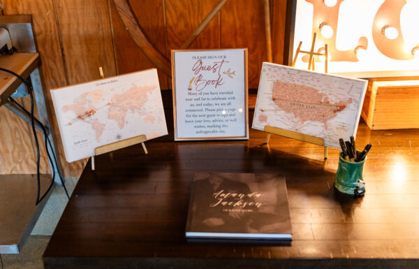 A Rustic-Chic Fall Wedding With Cozy Vibes