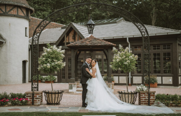 The wedding of This Couple Got Married at The Same Venue Where They First Met Gallery 11