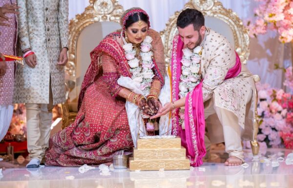 The wedding of A Lavish Hindu Wedding with Vibrant Florals & Acrobatic Performers Gallery 14