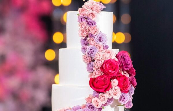 The wedding of A Lavish Hindu Wedding with Vibrant Florals & Acrobatic Performers Gallery 2