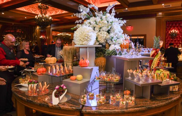 An Elegant Wedding With a Standout Cocktail Hour