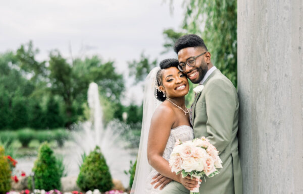 A Sage Green and Champagne Rose Color Scheme for This Summer Wedding