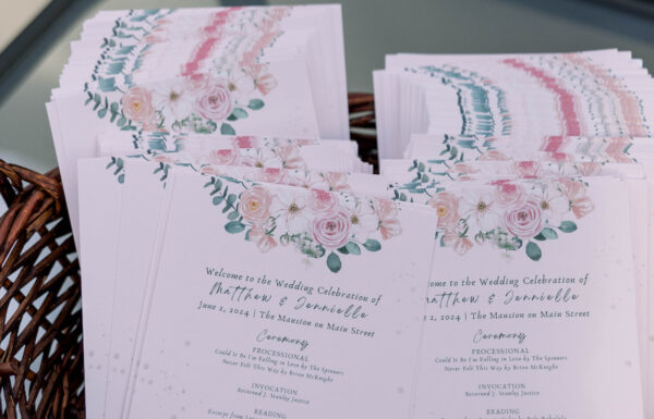 A Sage Green and Champagne Rose Color Scheme for This Summer Wedding