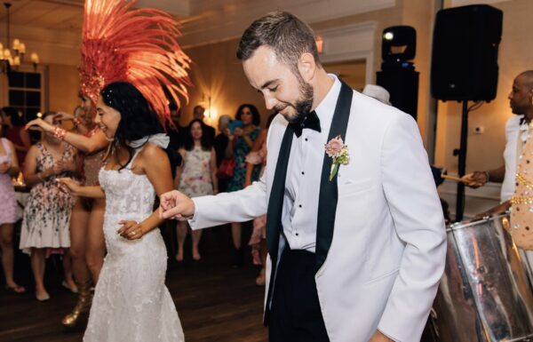 An Elegant Country Club Wedding with a Pastel Palette