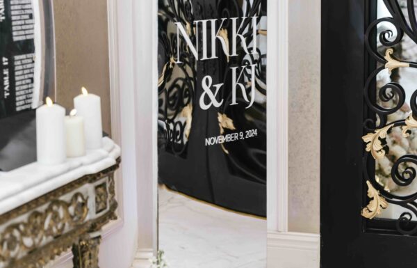 Modern Glamour Plus a Martini Bar on This Big Day