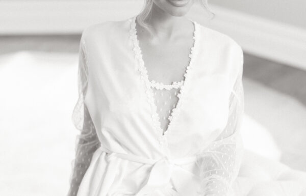 Over-The-Top White Florals Created a Fairytale Wedding