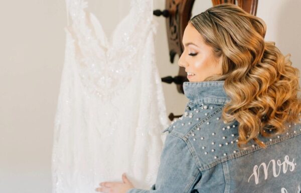 A Modern Meets Rustic Wedding at a Charming Inn