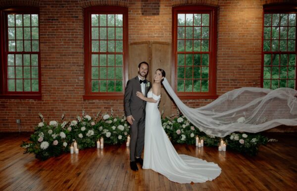 This Couple Loved Their Winery Venue in Upstate New York
