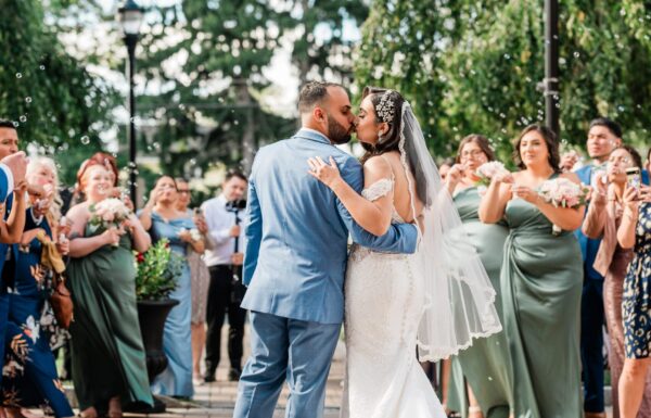 Gorgeous Sunset Views at This Country Club Wedding