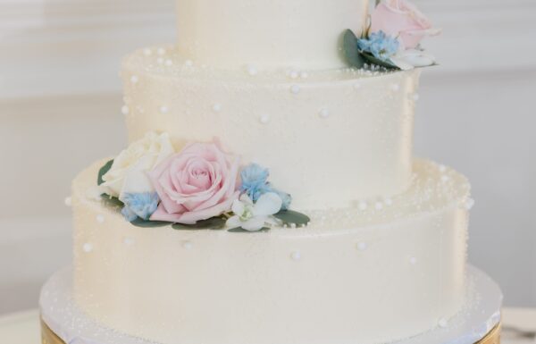 A Waterfront Wedding Focused on Friendship With White, Pink & Blue Florals