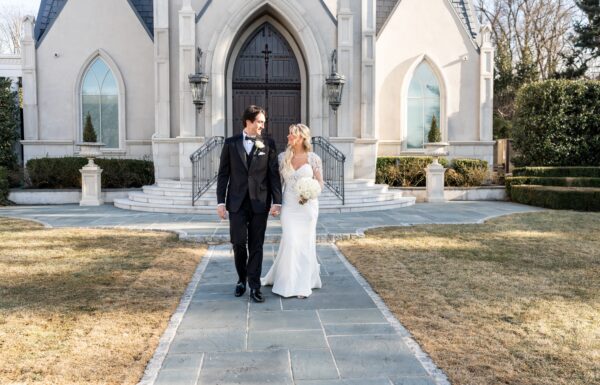 An Elegant Winter Wedding Complete With a Fireworks Show