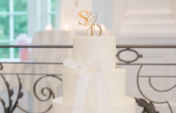 A Glam Day With Dainty Details and Lots of Candles