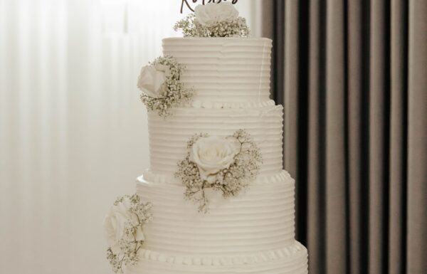 All the Guests Wore Black at This Elegant & Romantic Wedding