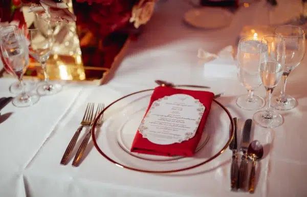Crimson Roses Everywhere at This Summer Wedding at the Venetian