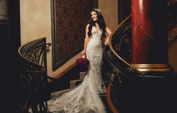 Crimson Roses Everywhere at This Summer Wedding at the Venetian