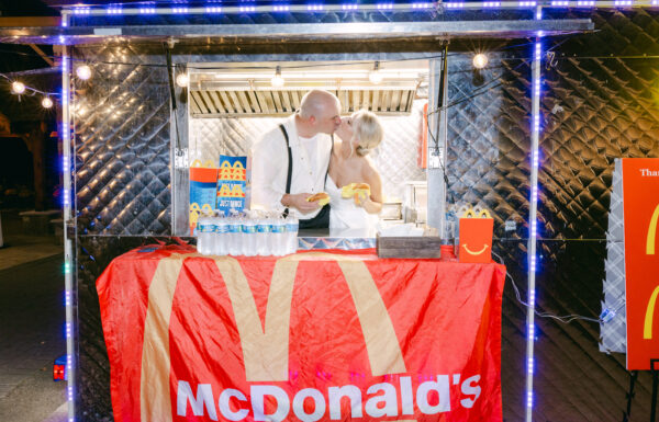 Pretty Neutral Tones at This Rustic-Chic Wedding