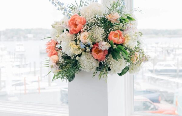 A ‘Springtime Pastels’ Wedding at the Shore