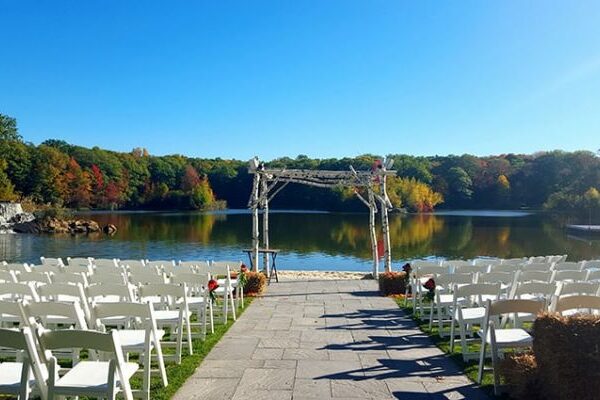 Venues Listing Category Rock Island Lake Club