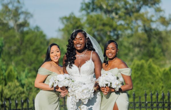 This Wedding Captured ‘The Essence of Spring’ With a Sage Green And White Color Palette