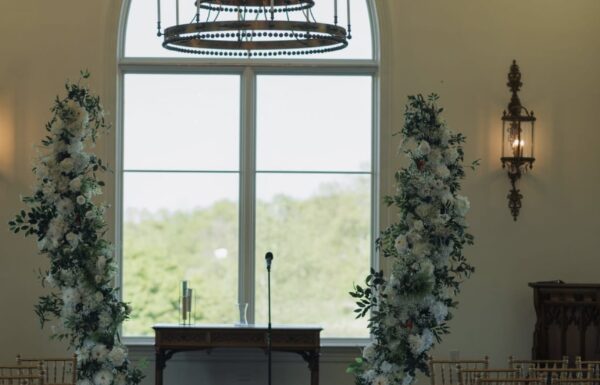 This Wedding Captured ‘The Essence of Spring’ With a Sage Green And White Color Palette