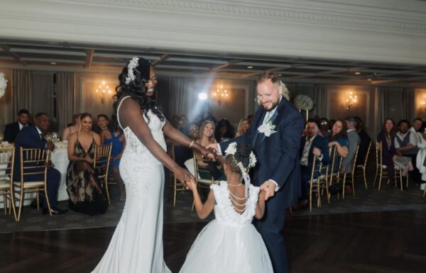This Wedding Captured ‘The Essence of Spring’ With a Sage Green And White Color Palette