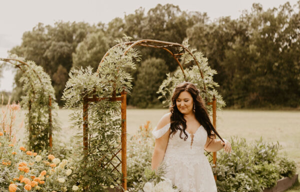 Curvy Bride Gallery 3