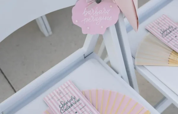 The wedding of A ‘Shorely in Love’-Themed Wedding With a ‘Retro-Beach’ Aesthetic Gallery 12