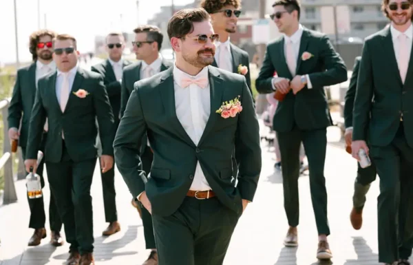 The wedding of A ‘Shorely in Love’-Themed Wedding With a ‘Retro-Beach’ Aesthetic Gallery 5