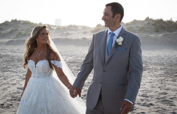 The Beach Wedding of Her Dreams Come True