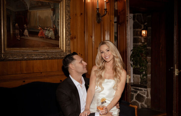 A Stunning Summer Wedding at the Pleasantdale Chateau
