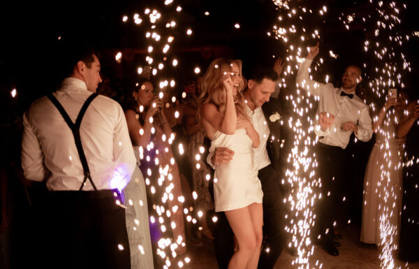 A Stunning Summer Wedding at the Pleasantdale Chateau