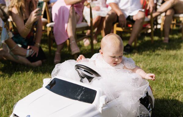 A Laidback Jersey Shore Wedding With a Backyard Feel