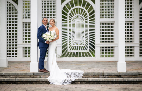 They Chose Birchwood Manor When Their Original Venue Closed—and Loved Everything About It